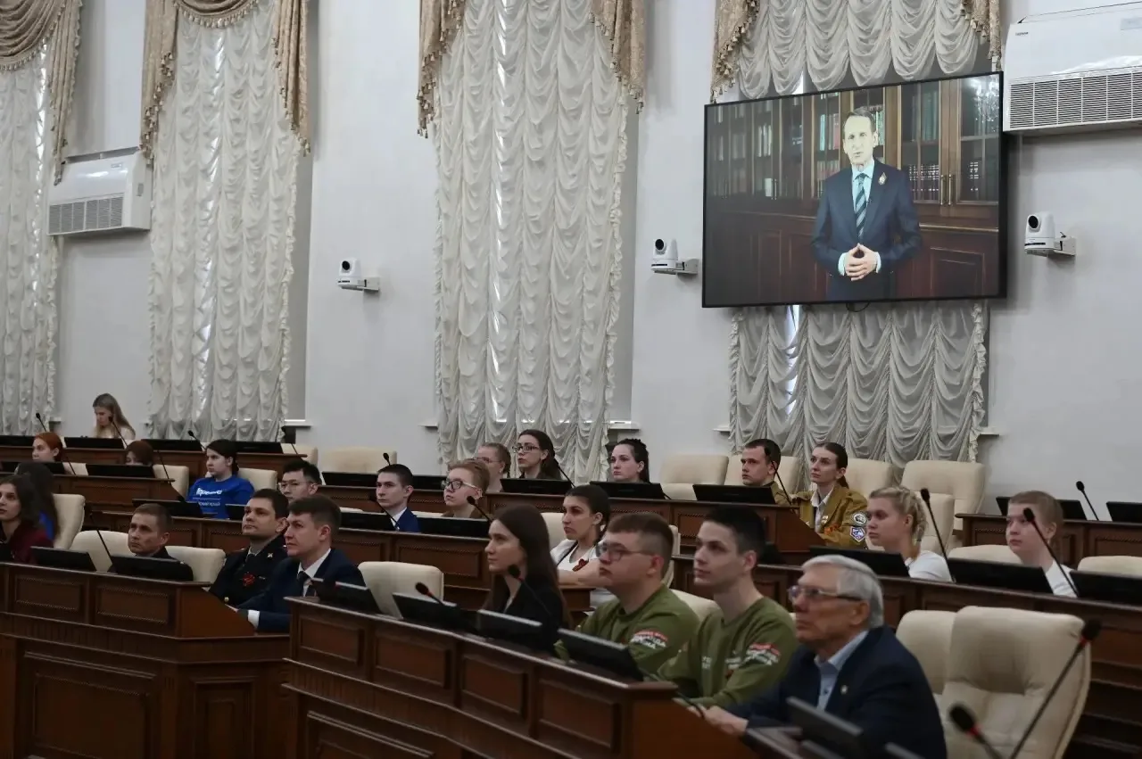 🎖️Полицейские Алтайского края приняли участие в «Диктанте Победы - 2026»   В преддверии 81-й годовщи