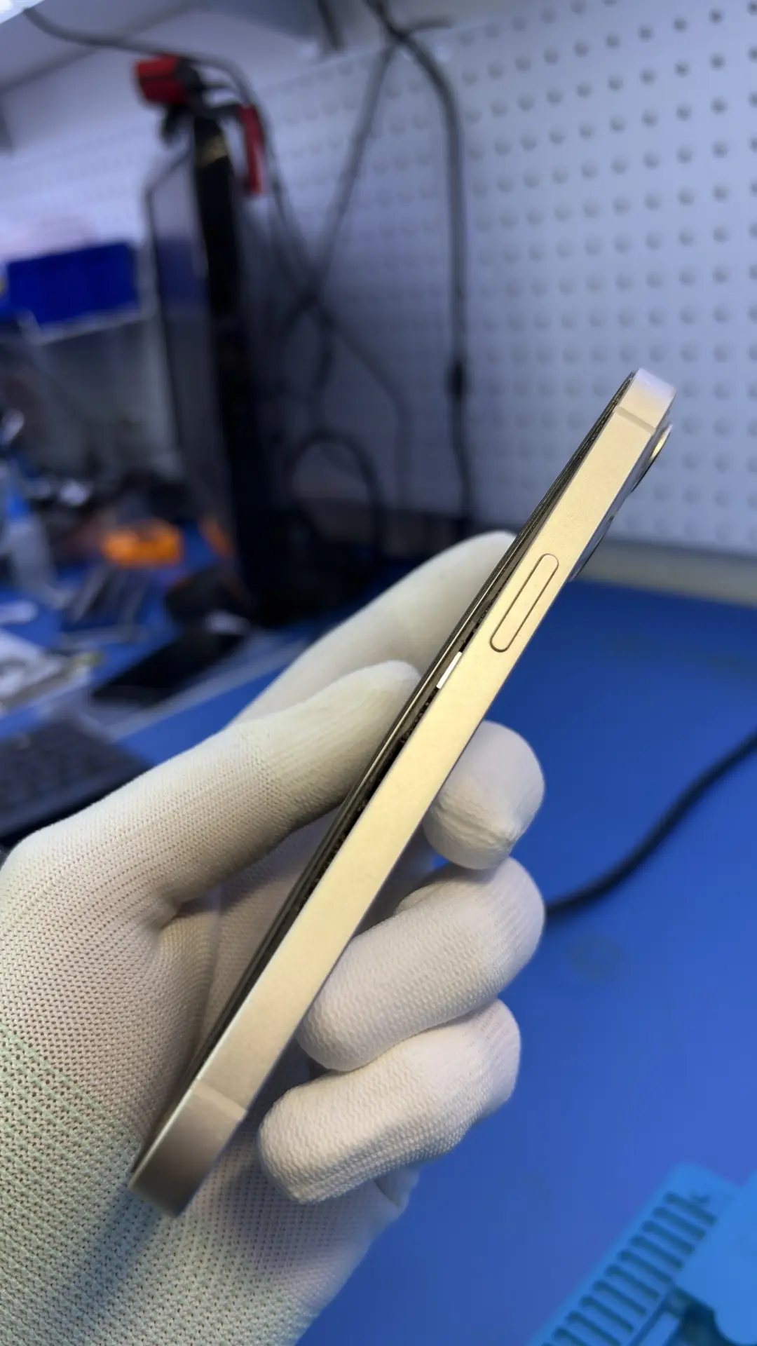 📱Главный минус iPhone 13