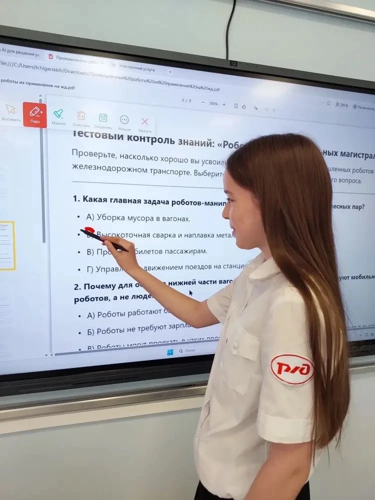 ✨ Итоги года - робототехника на железной дороге!  В конце учебного года на уроках технологии лицеист