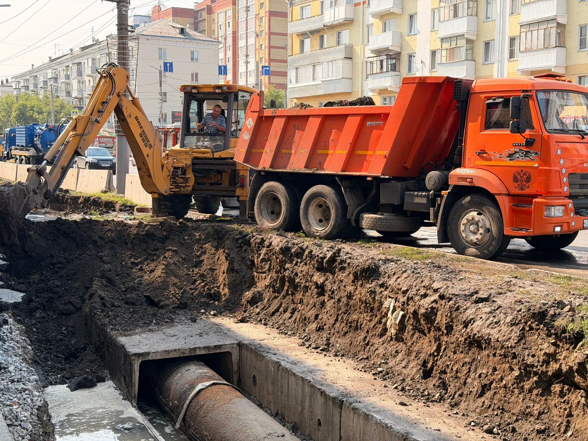 На участке тепломагистрали «Юг» по улице Пролетарская обнаружен еще один дефект 

Заполнение тепловы