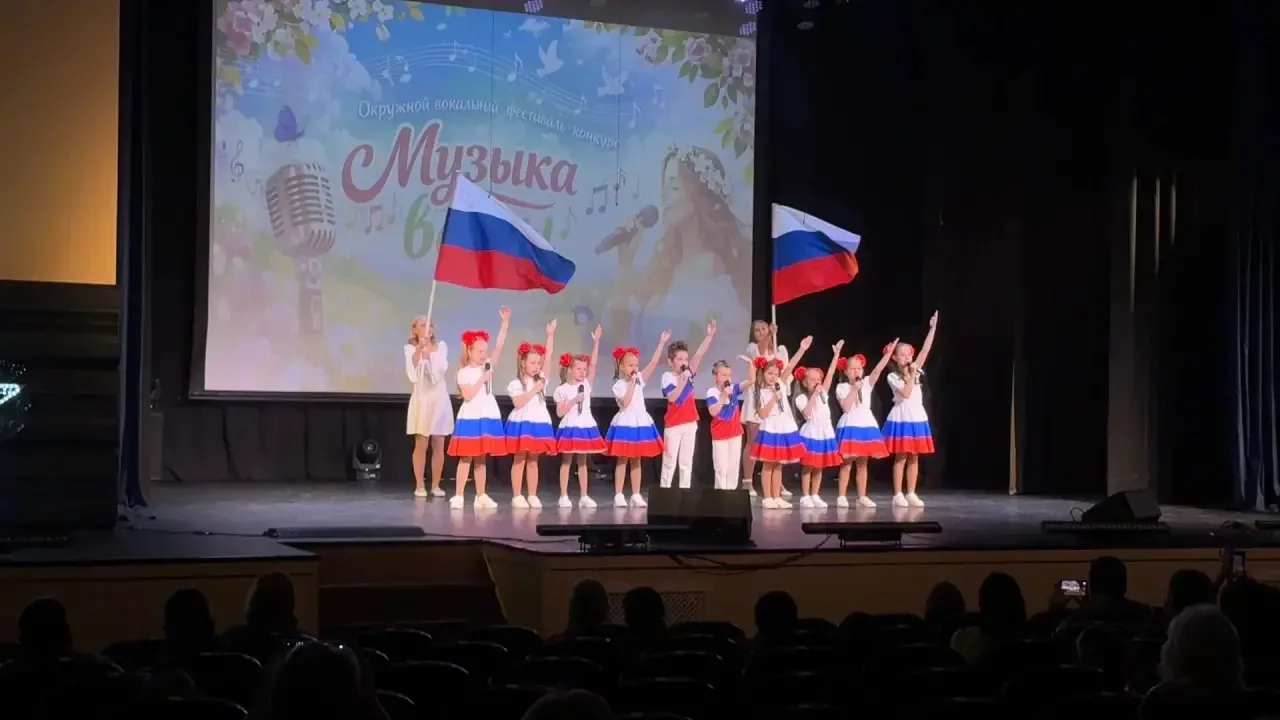Конкурсная весна в коллективах «Экспромт» и «Звонкие Голоса»