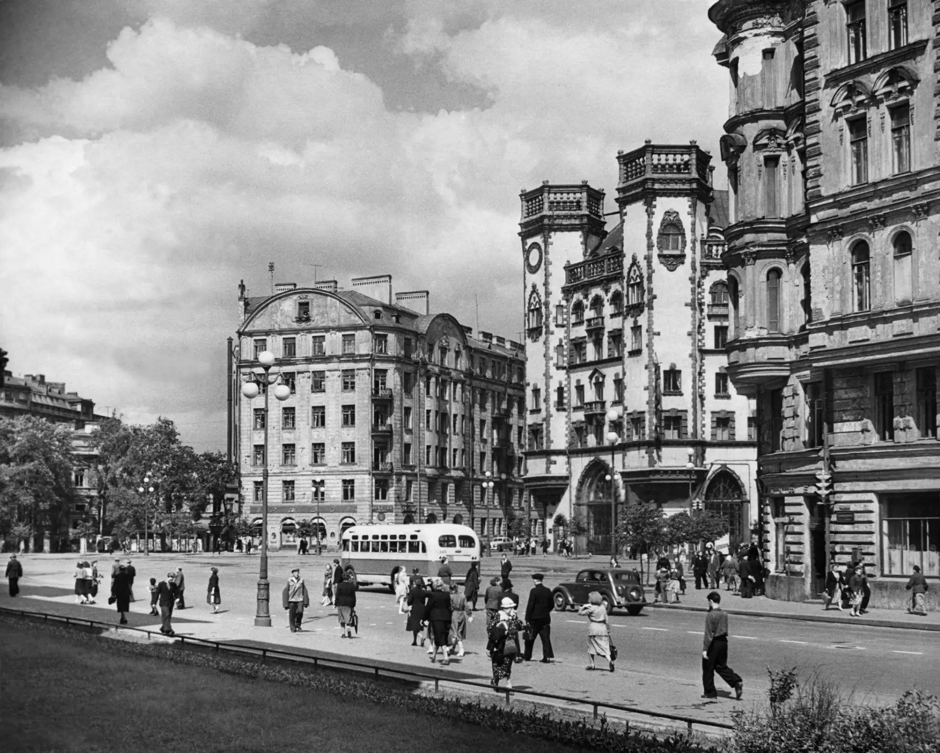 1953.Площадь Льва Толстого.