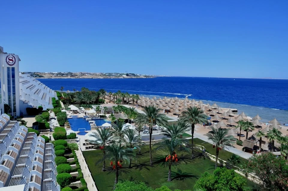 Египет / Шарм-Эль-Шейх
Хороший отель 🌴 Sheraton Sharm Main Building 5* 🍽 AI - Все Включено.
Пляж: 