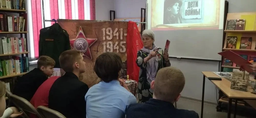 🔶 В библиотеке на Строителе, филиал №16, прошла особенная встреча для учащихся 6И, 6Ф ...