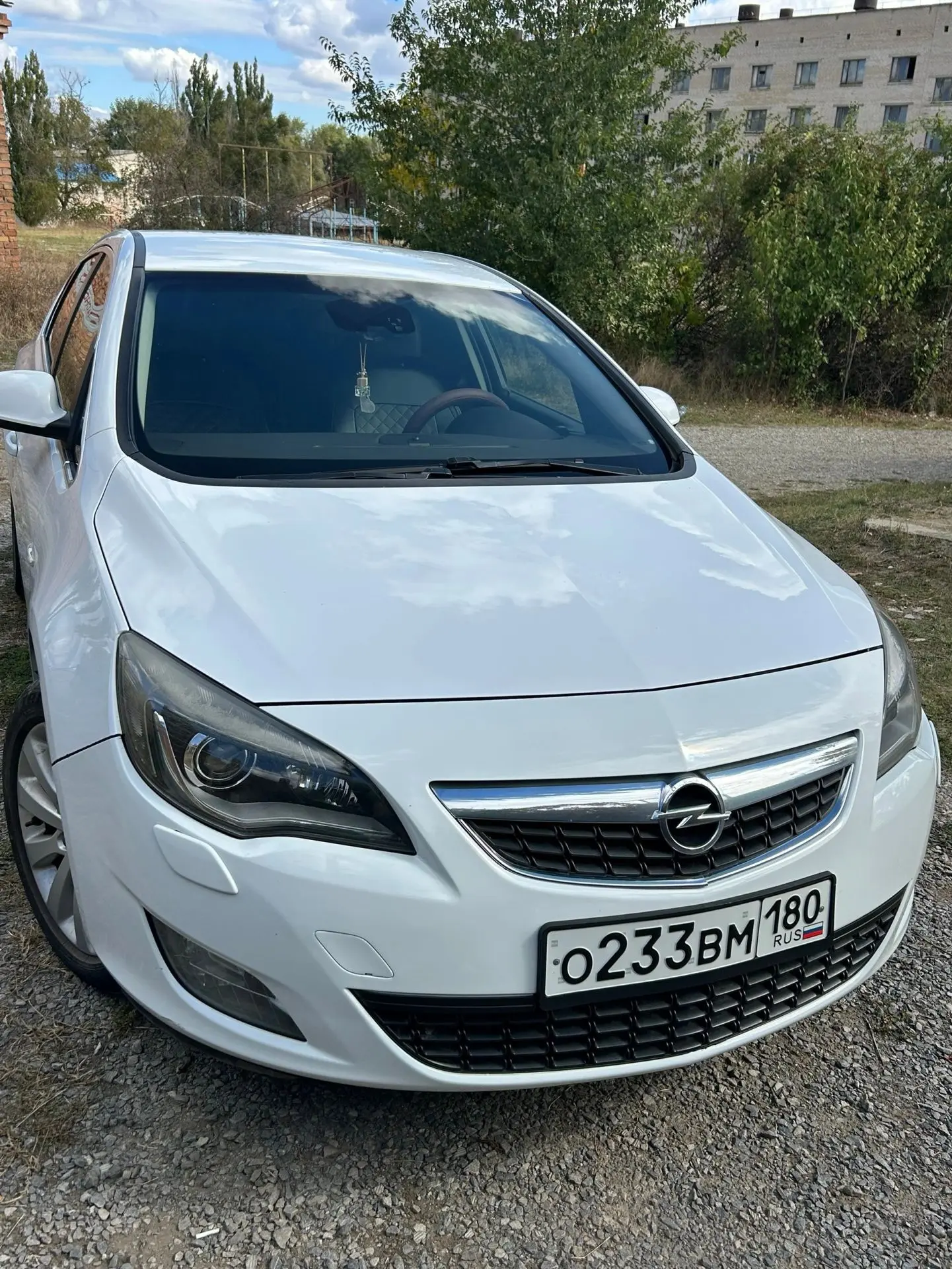 Продаётся Opel Astra J 1.6 Turbo AT (2011). Автомобиль в аккуратном, рабочем состоянии,...