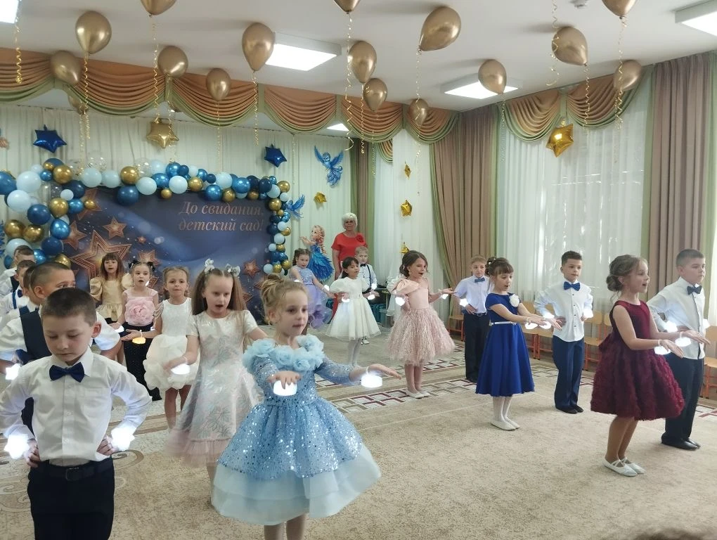 Мы благодарны каждому из вас за радость и улыбки, которые вы приносили в детский сад!!!