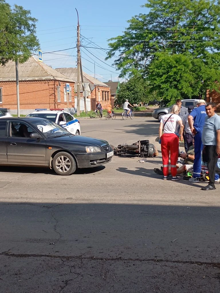 Угол Б.Хмельницкого и Ростовской ДТП

Подпишись на ЧПЕЙСК
