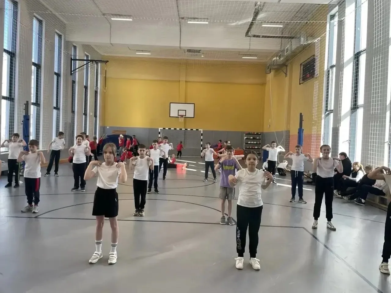 🏃‍♀️‍➡️Всемирный день здоровья! 1-3 апреля 2026г в гимназии 13 проходили спортивные мероприятия. Утр