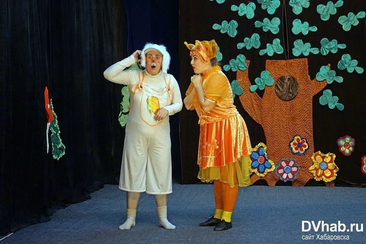 Как провести выходные дни с ребенком? Куда сходить в Хабаровске?        
ТЕАТРЫ🎭Поход в театр для р