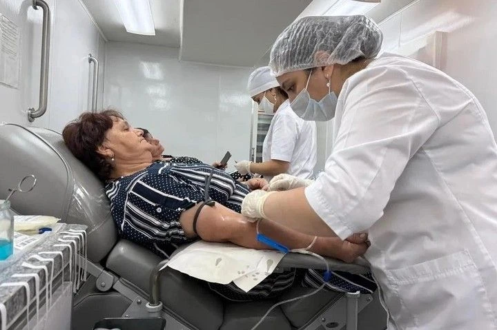 В Кошехабльском районе прошёл День донора. Площадкой его проведения стала территория у администрации