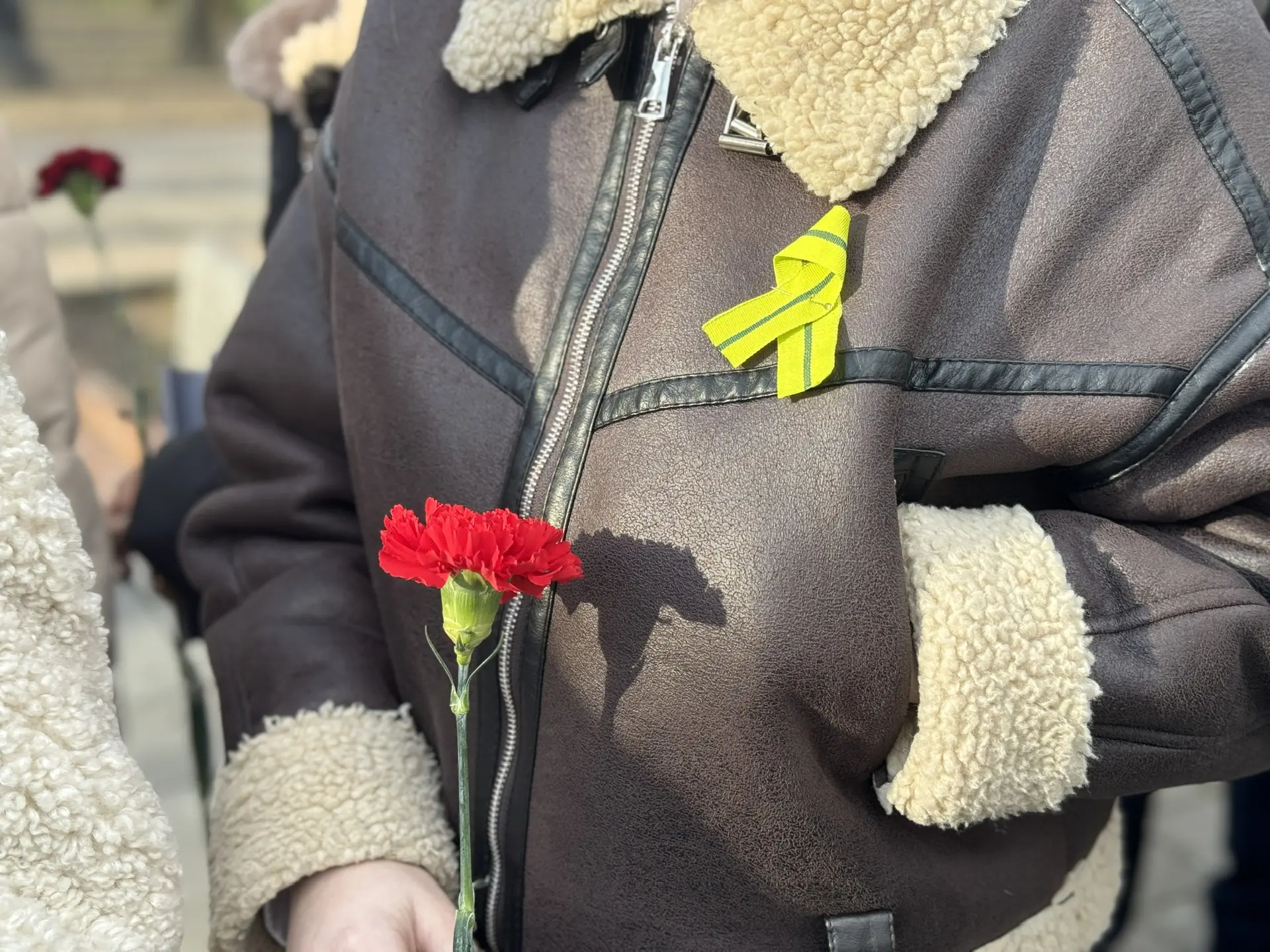 ПЛОЩАДЬ ГЕРОЕВ 🎖️  Сегодня на площади героев традиционно прошло торжественное мероприятие в честь Дн