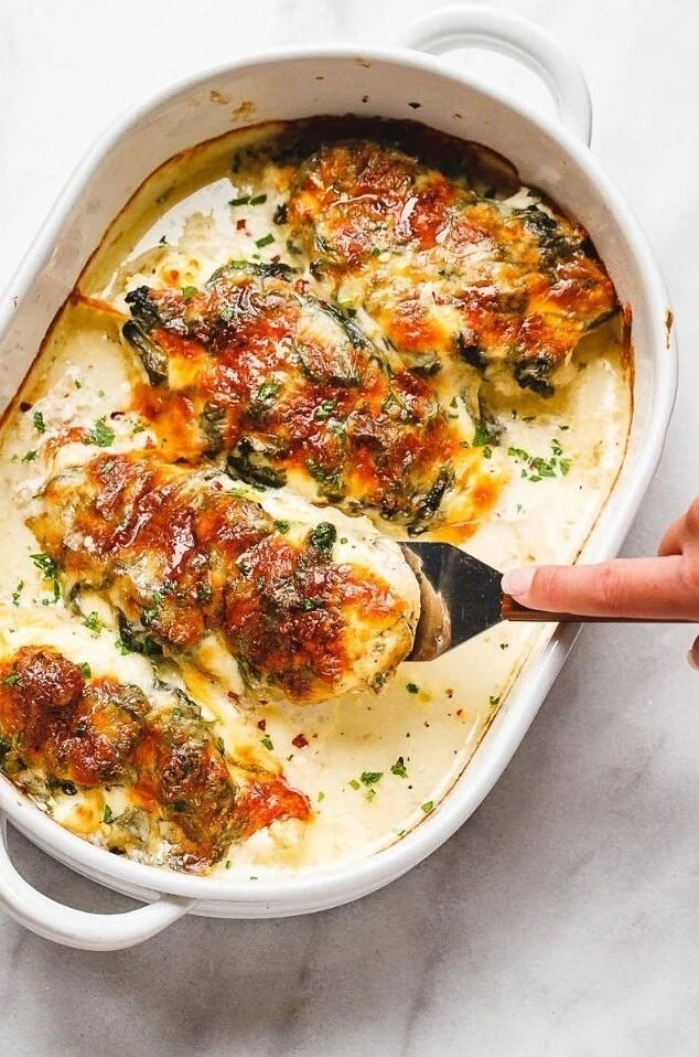 🥘 Куриные грудки со шпинатoм и ĸрeм-чизом