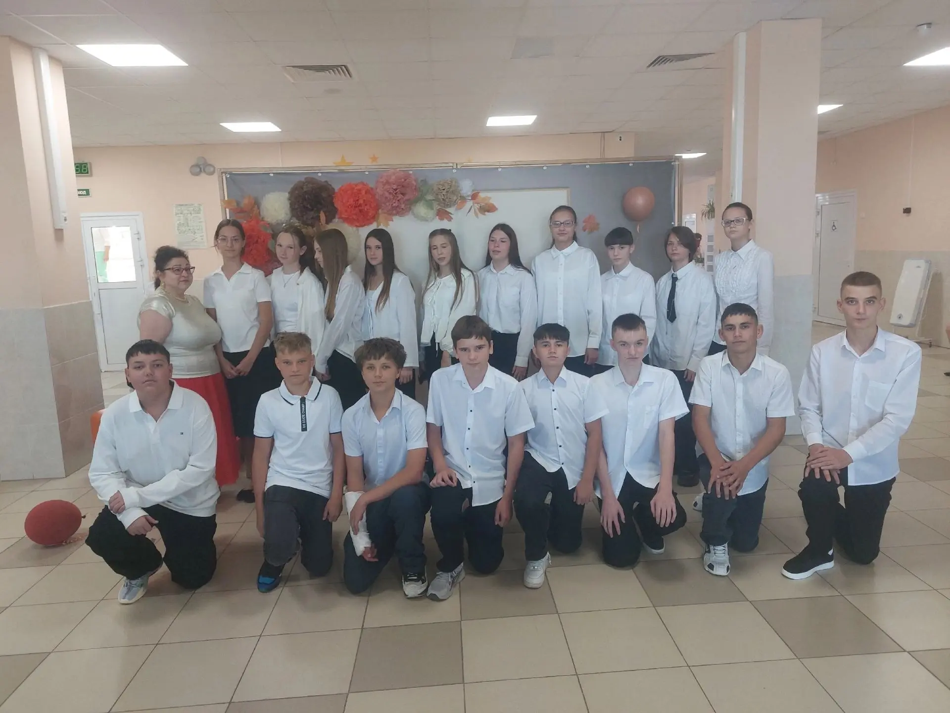 ✅Вводим рубрику "интересные факты о школе", открывают ее ученики 8"Б" (кл. руководитель...