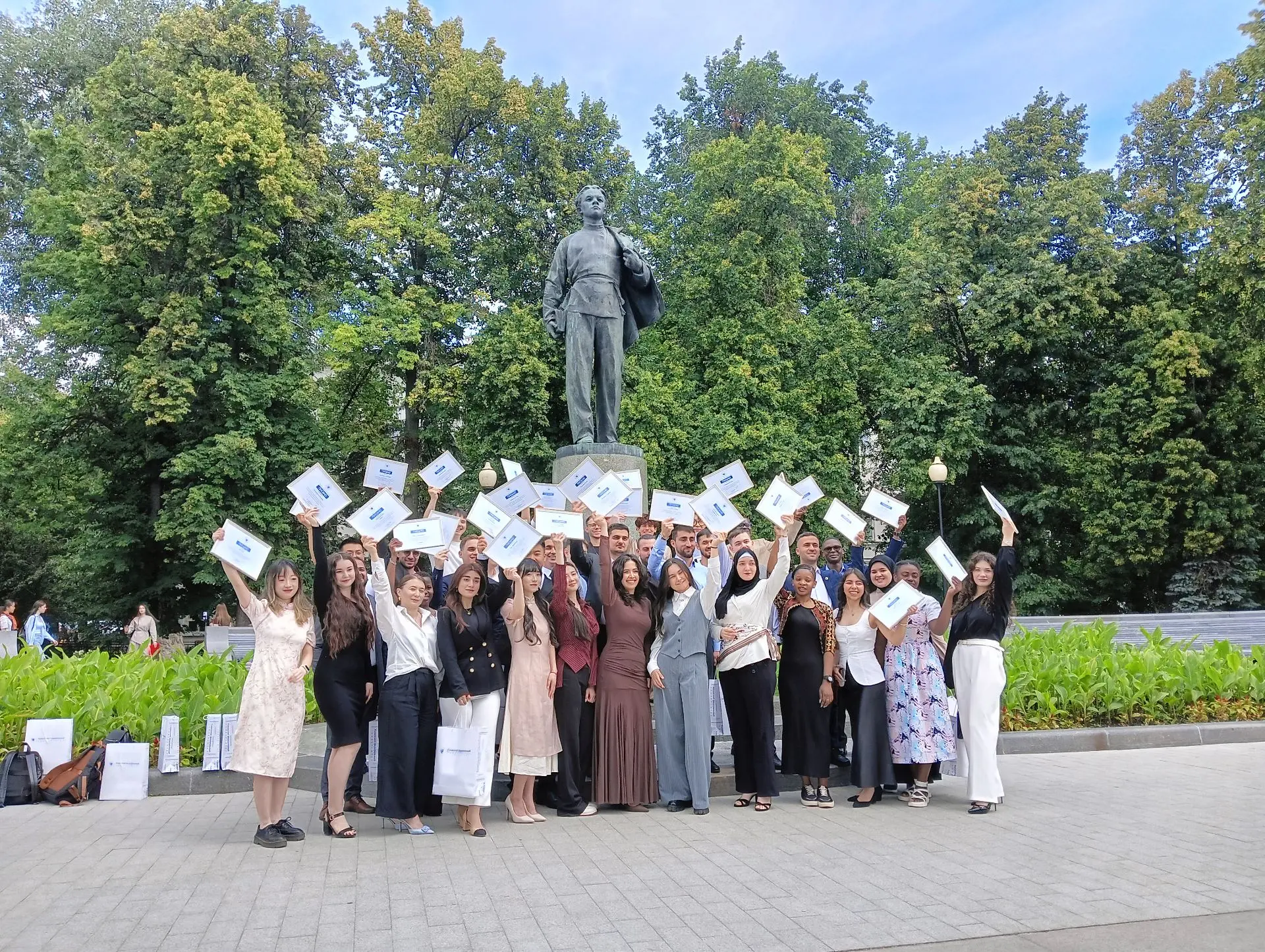 🎓 Выпускники Подфака — в числе лучших иностранных студентов КФУ
 
25 июня в Музее истории Казанског