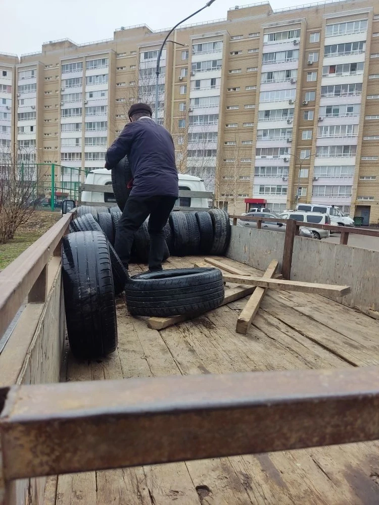 🚗 Шины с придомовых территорий — вывезены.

♻️ Как избежать образования свалок?

Напоминаем Вам, чт