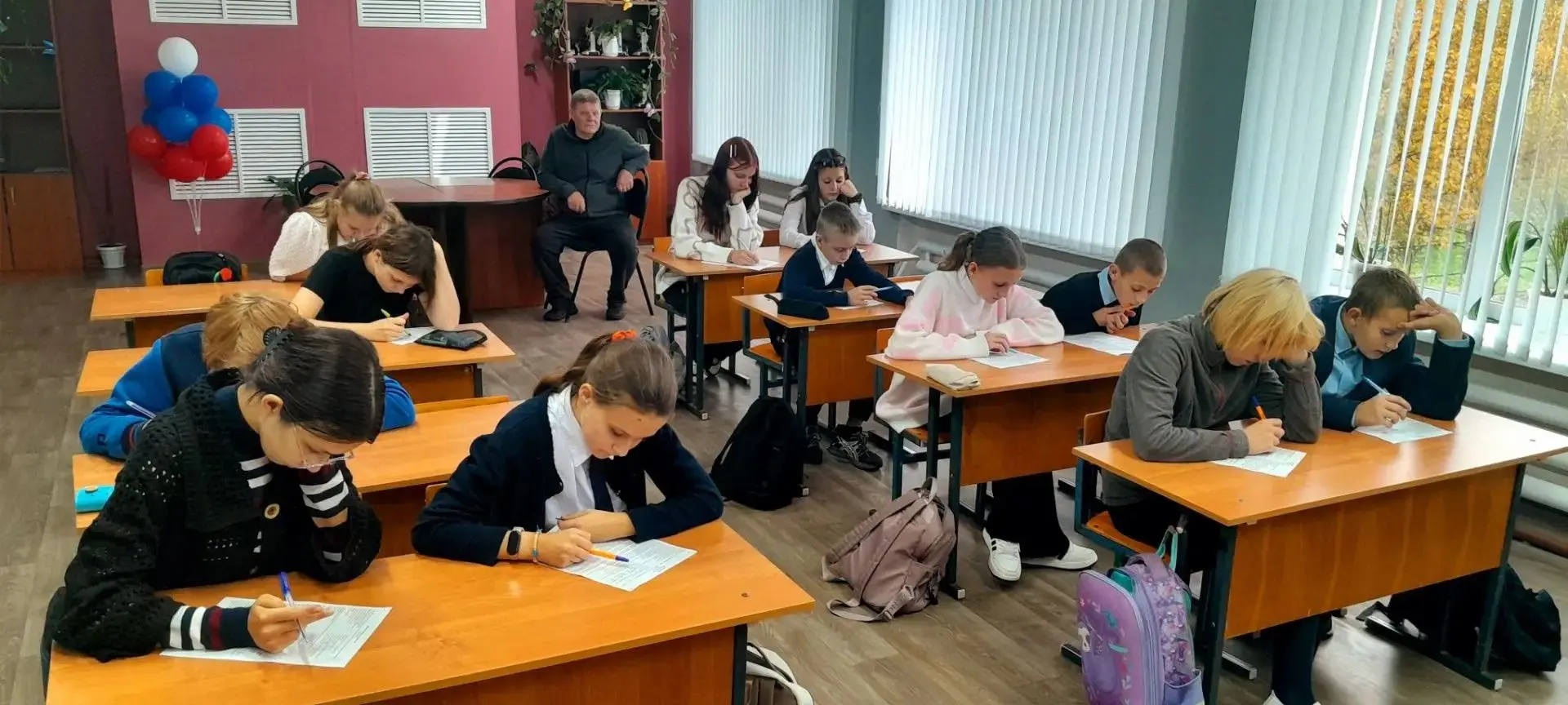 Обучающиеся нашей школы продолжают принимать участие в школьном этапе ВсОШ.