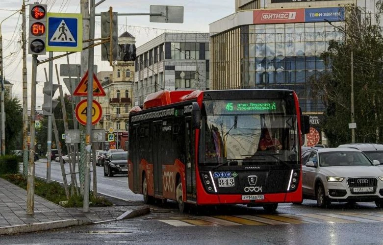 Проезд в омских автобусах вырастет в цене