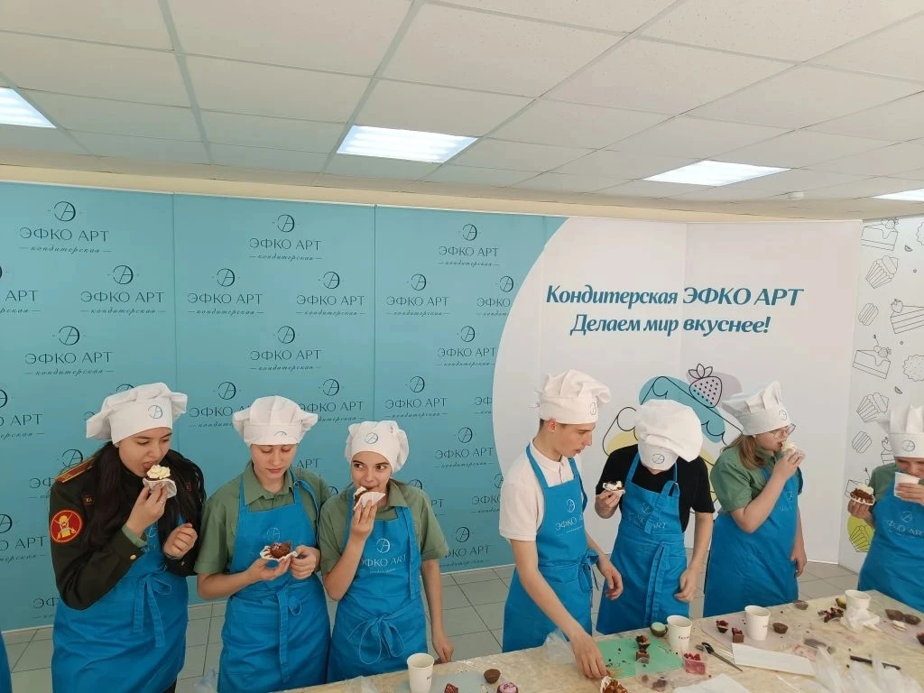 Экскурсия в кондитерскую «ЭФКО-Арт»: сладкая мастерская для школьников 🍫🍫🍫🍫🍫🍫🍫🍫🍫🍫🍫🍫  Каждый ребёнок 