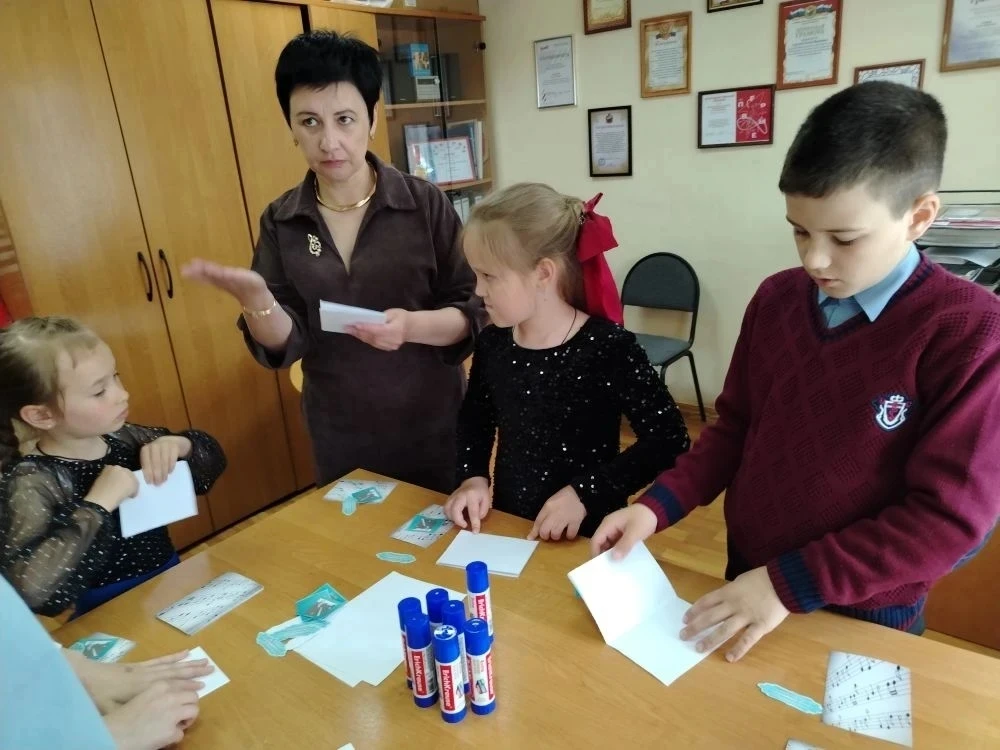 29 мая учащиеся фортепианного отделения вместе с преподавателем Андроновой Натальей Ана...