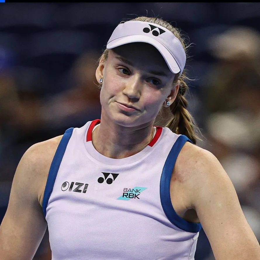 ⚡️Первая ракетка мира Елена Рыбакина снялась с WTA 1000 в Ухане (12–18 октября) из-за т...