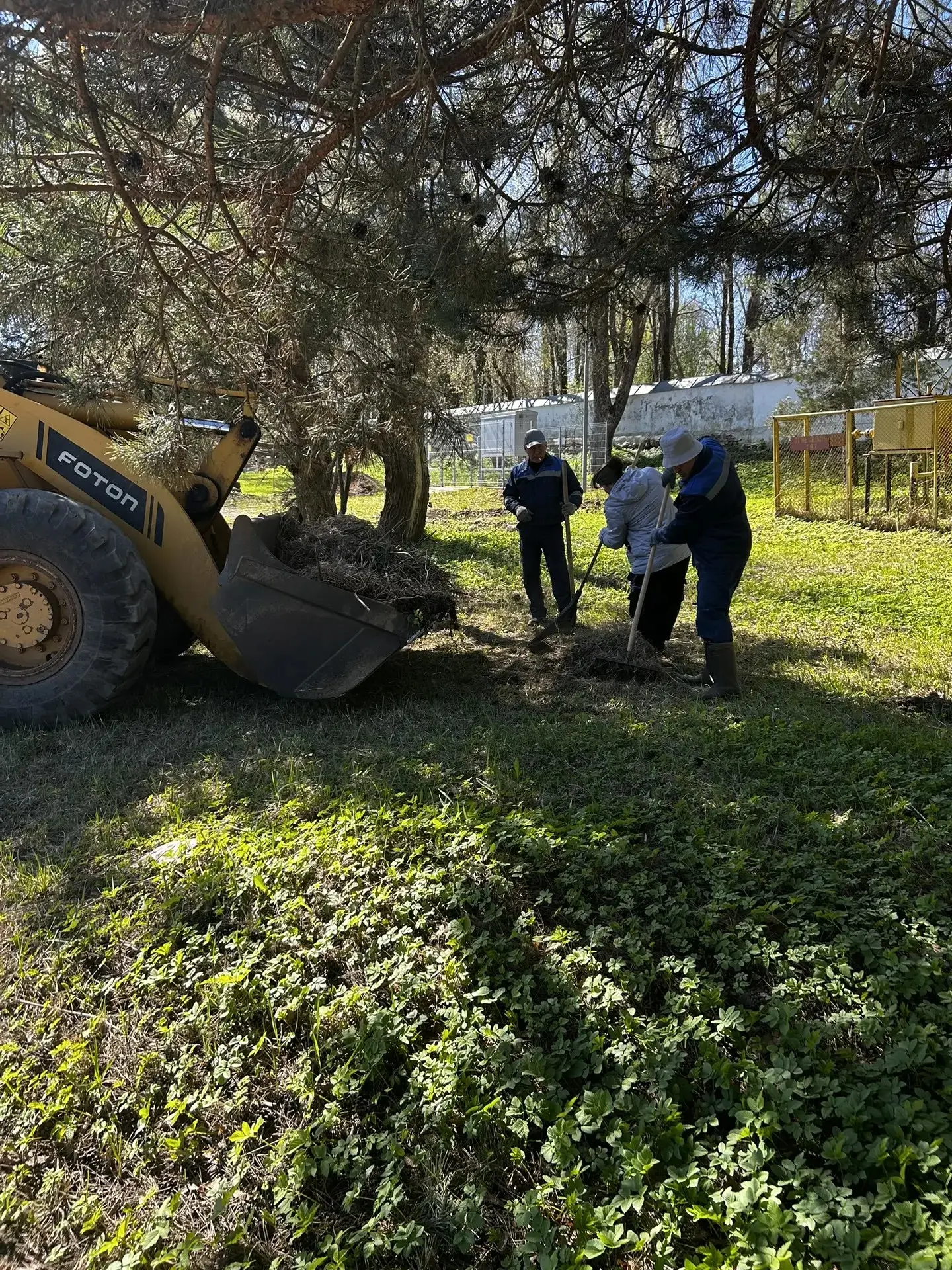 🍀Ежегодно сотрудники Водоканал с энтузиазмом присоединяются к городским субботникам, в...