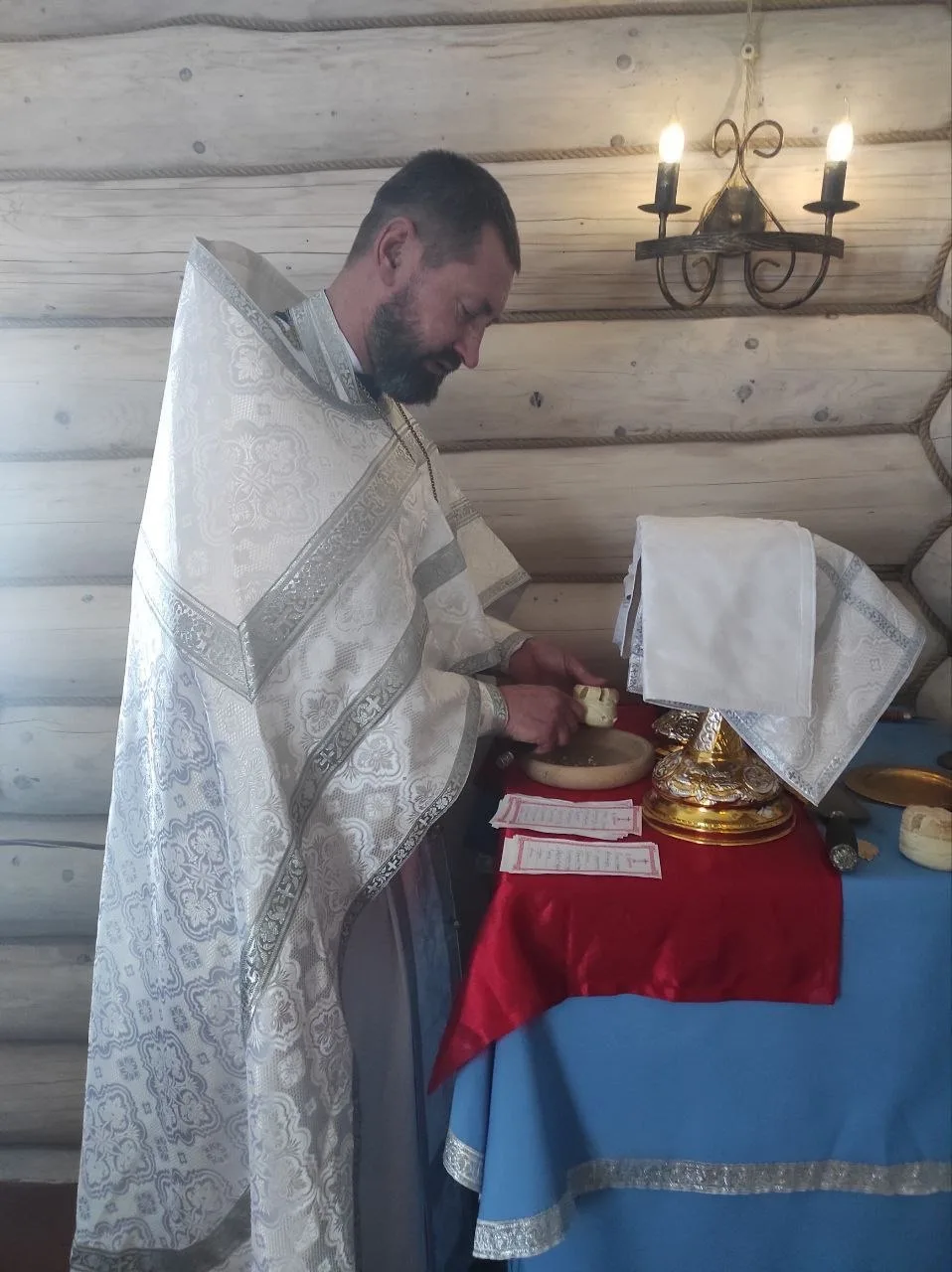Братья бойцы, сыновья и отцы!