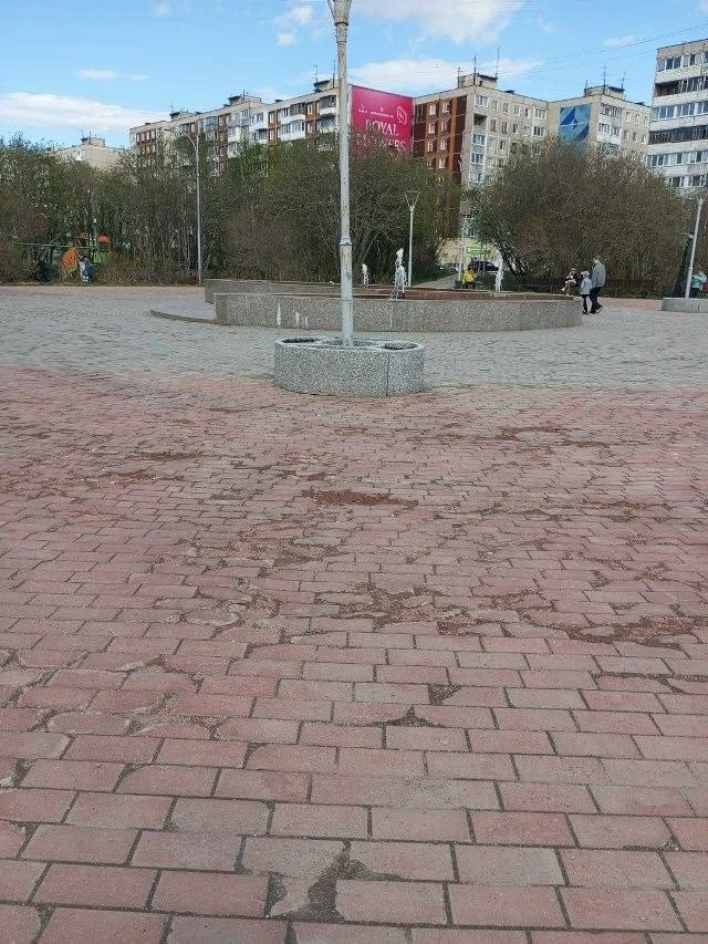 В мурманских пабликах разгорелся спор после вопроса от якобы гостя из Москвы: «Почему вы молча прини