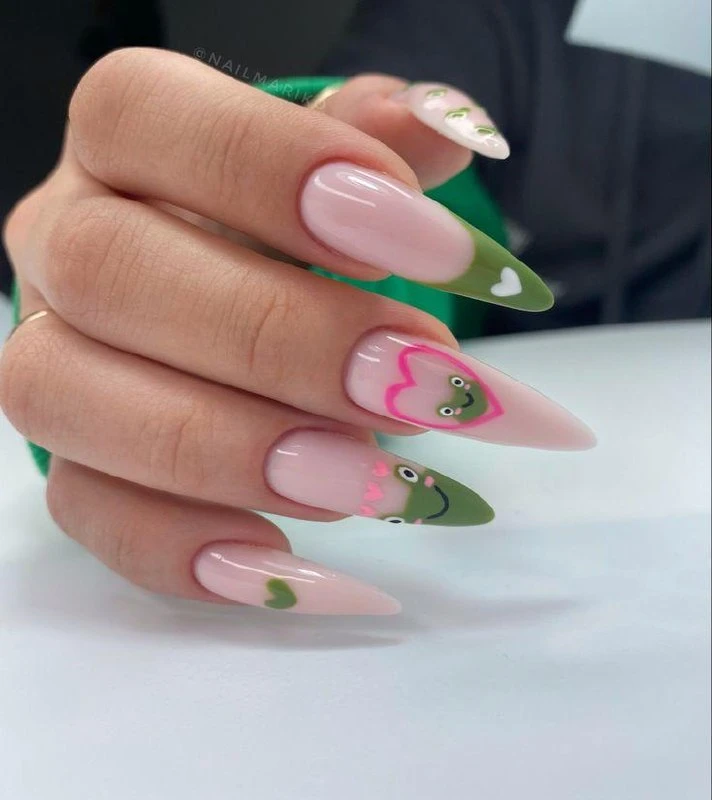 Идеи для маникюра

💅 Маникюр