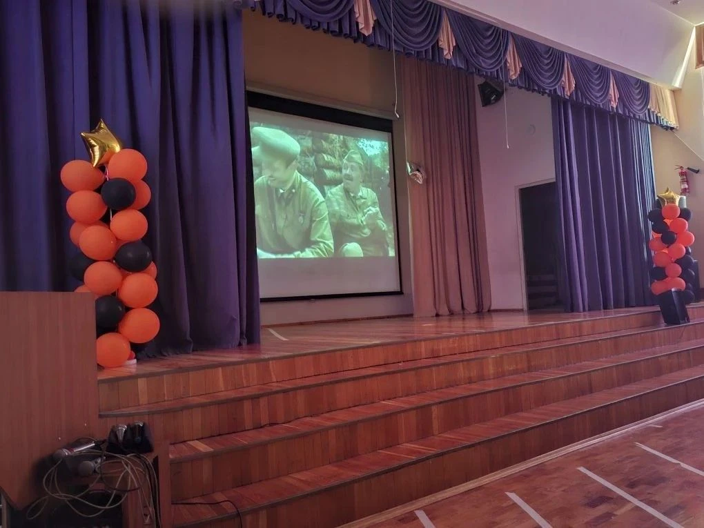 🎞️ Маленький герой большой войны: как «Солдатик» тронул сердца наших четвероклассников  🎬 В преддвер