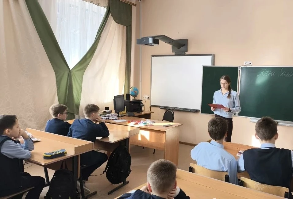 📆🩰7 февраля Всемирный день балета.  🗣Педагог-организатор Виктория Юрьевна Рязанова провела увлекател