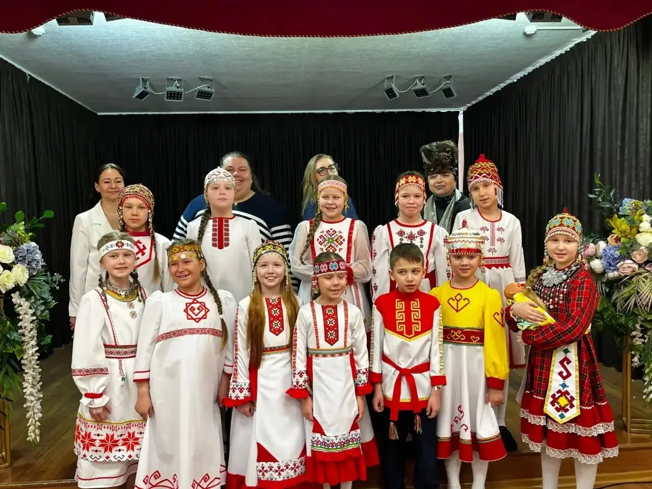 🎭. Новости культуры Воспитанницы 3 К класса, Анна П. и Анастасия Я. приняли участи в республиканском