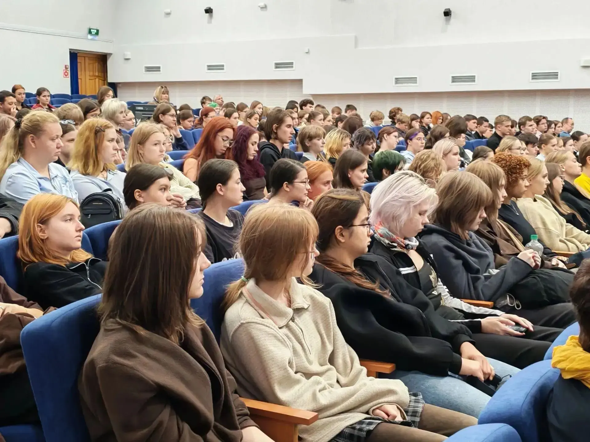 👮‍♂️ Безопасность, закон и ответственность: в ЛОКИ прошел открытый диалог с полицией