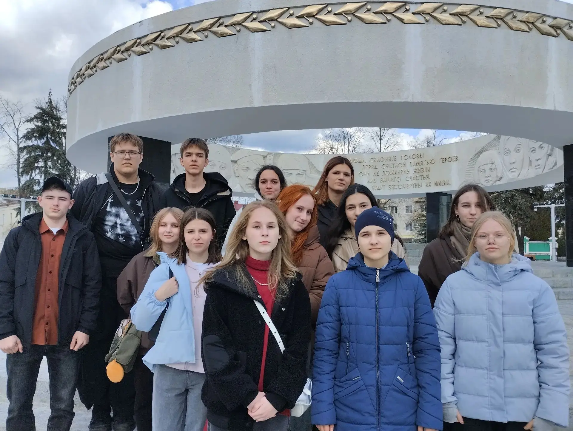 К 81-й годовщине великой Победы в память о погибших жителях Тамбовской земли в годы ВОВ обучающиеся 