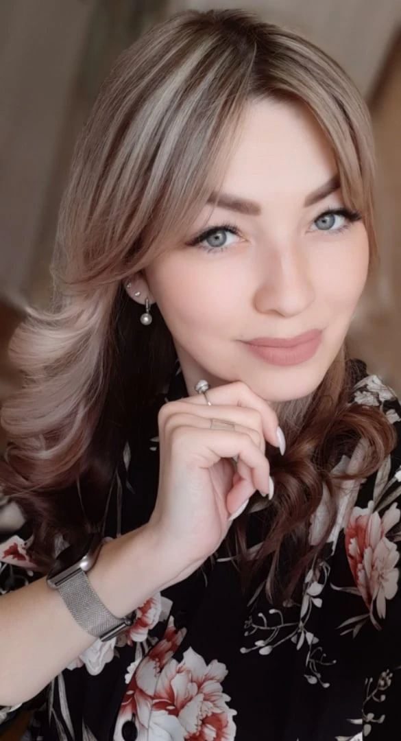 💐Поздравляю с днём рождения ведущего специалиста по закупкам Веронику Андреевну Дзюба! 🎂Благодарю Ва