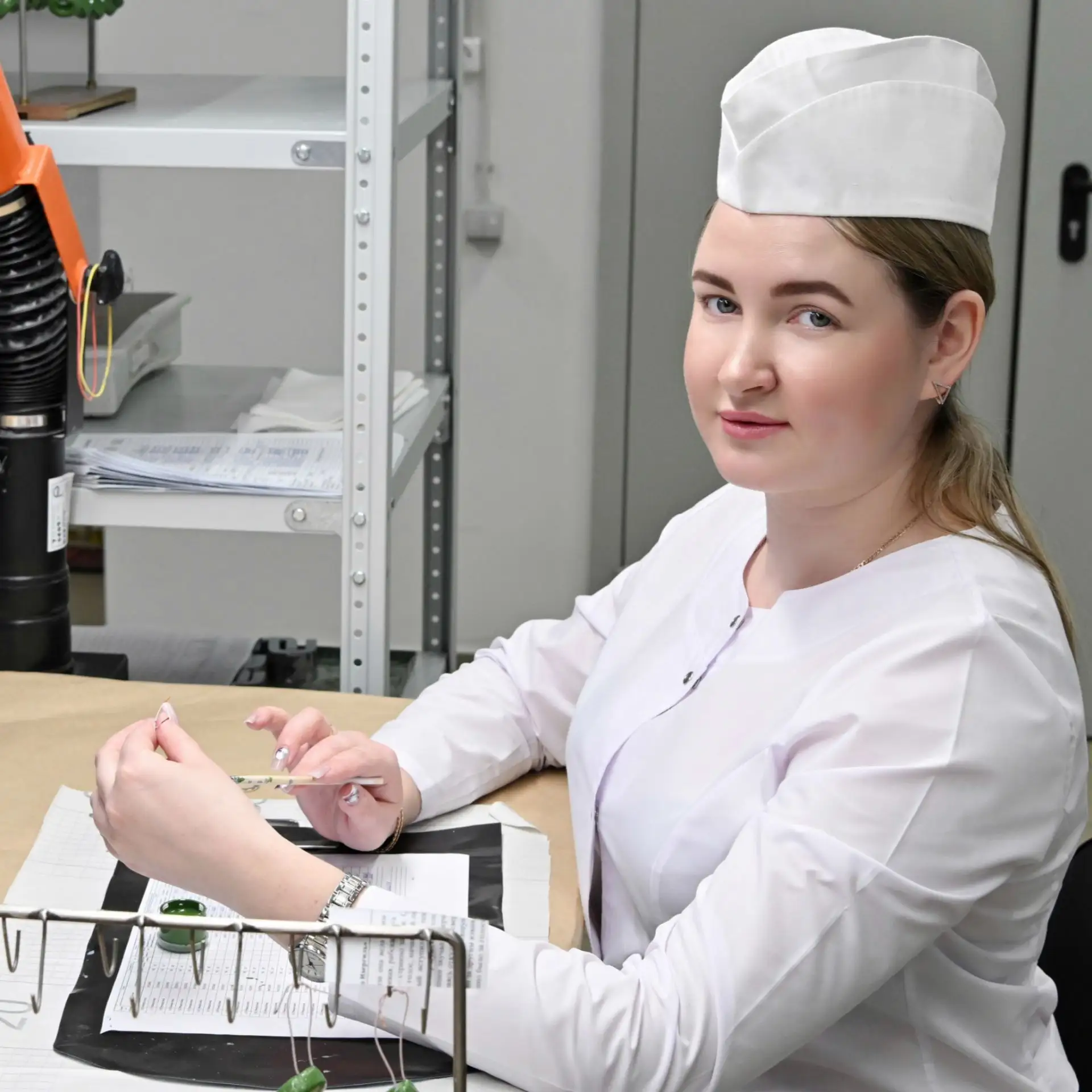 Хотите быть частью большого дела? На АПЗ, где трудится более 8100 человек, есть место именно для Вас