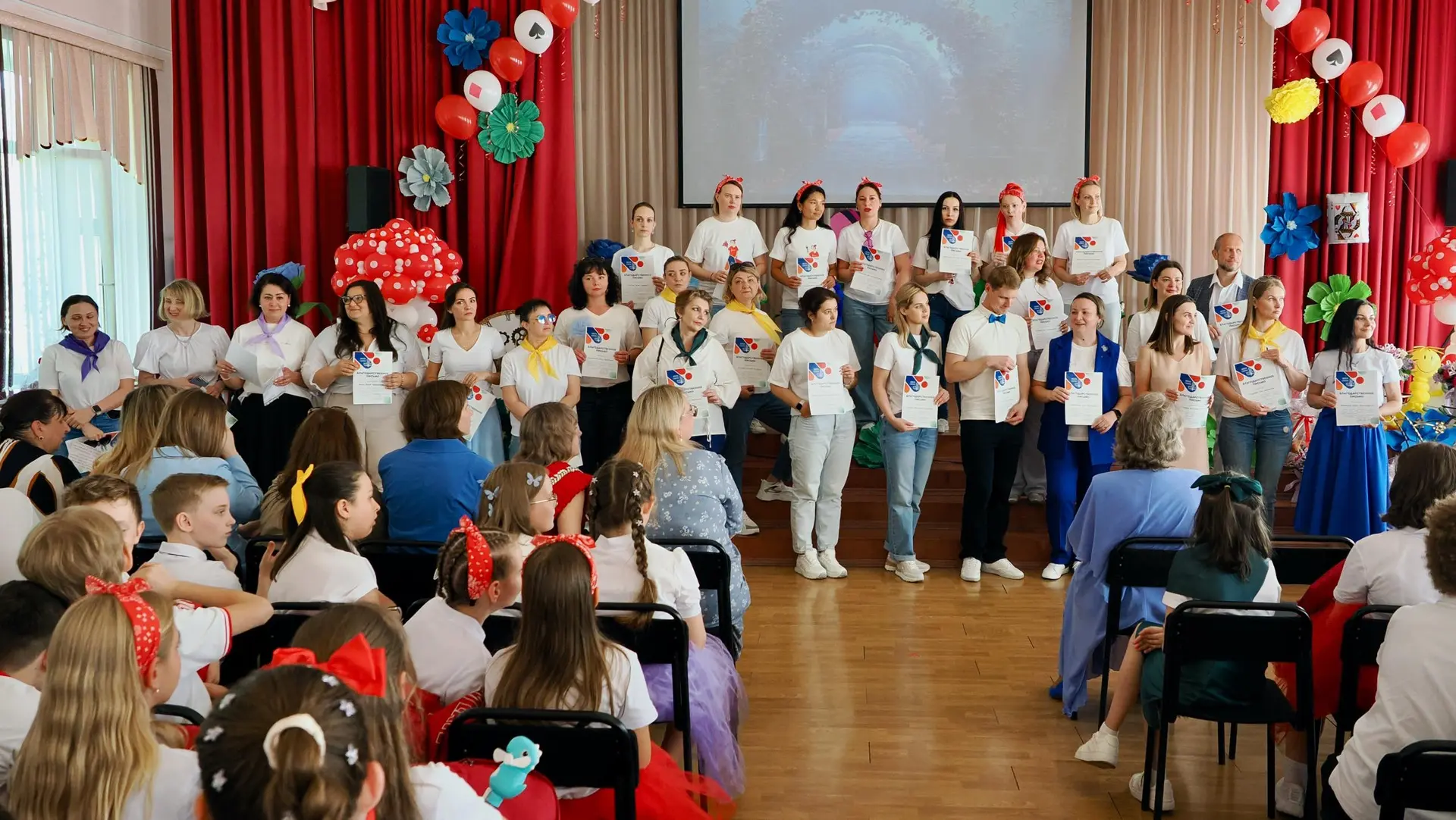 ВЫПУСКНОЙ В НАЧАЛЬНОЙ ШКОЛЕ (Часть 3) ☝️Продолжение предыдущего поста   🤩 Невозможно перестать радов