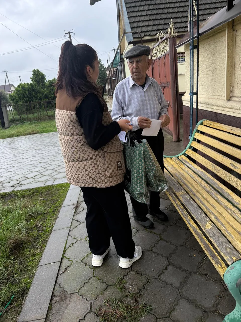 Тепло сердец и внимание к каждому: в рамках Месячника «Милосердия» прошли поздравления ...