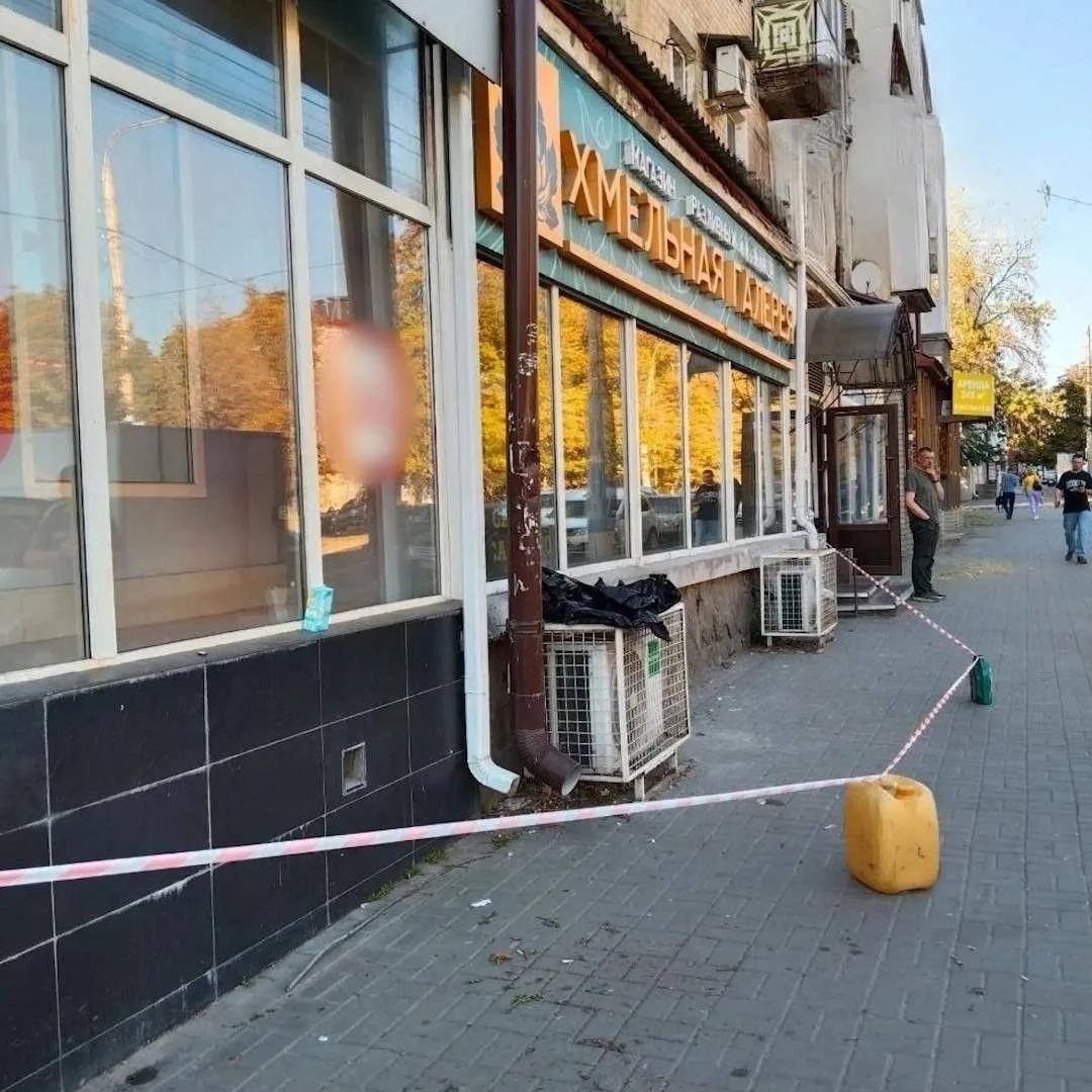 Вчера двухлетний мальчик погиб от удара током, прикоснувшись к ограждению кондиционера ...