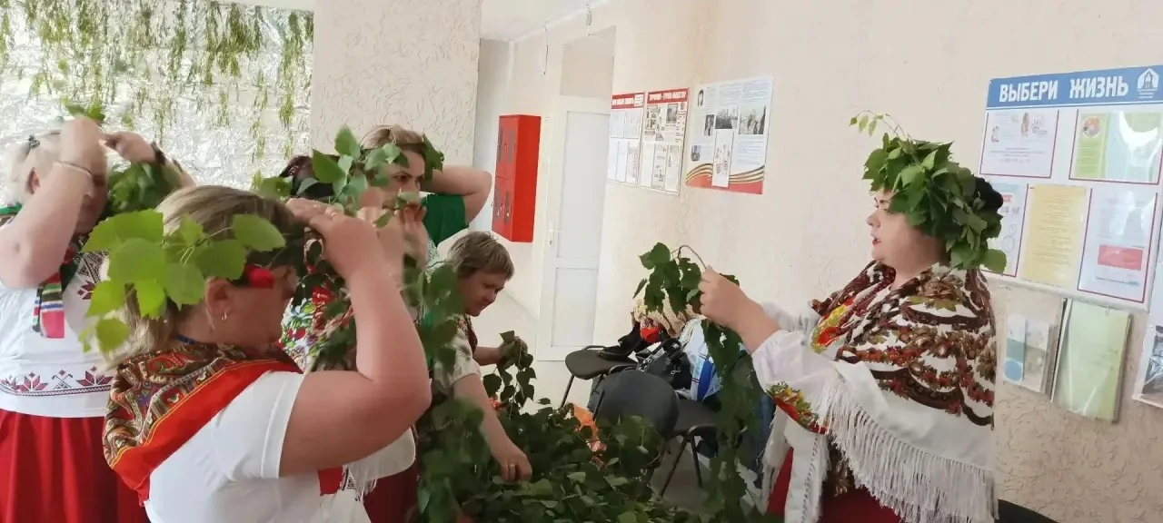🔹 В с. Николенском прошел ежегодный фестиваль Троицы «Зеленые святки».