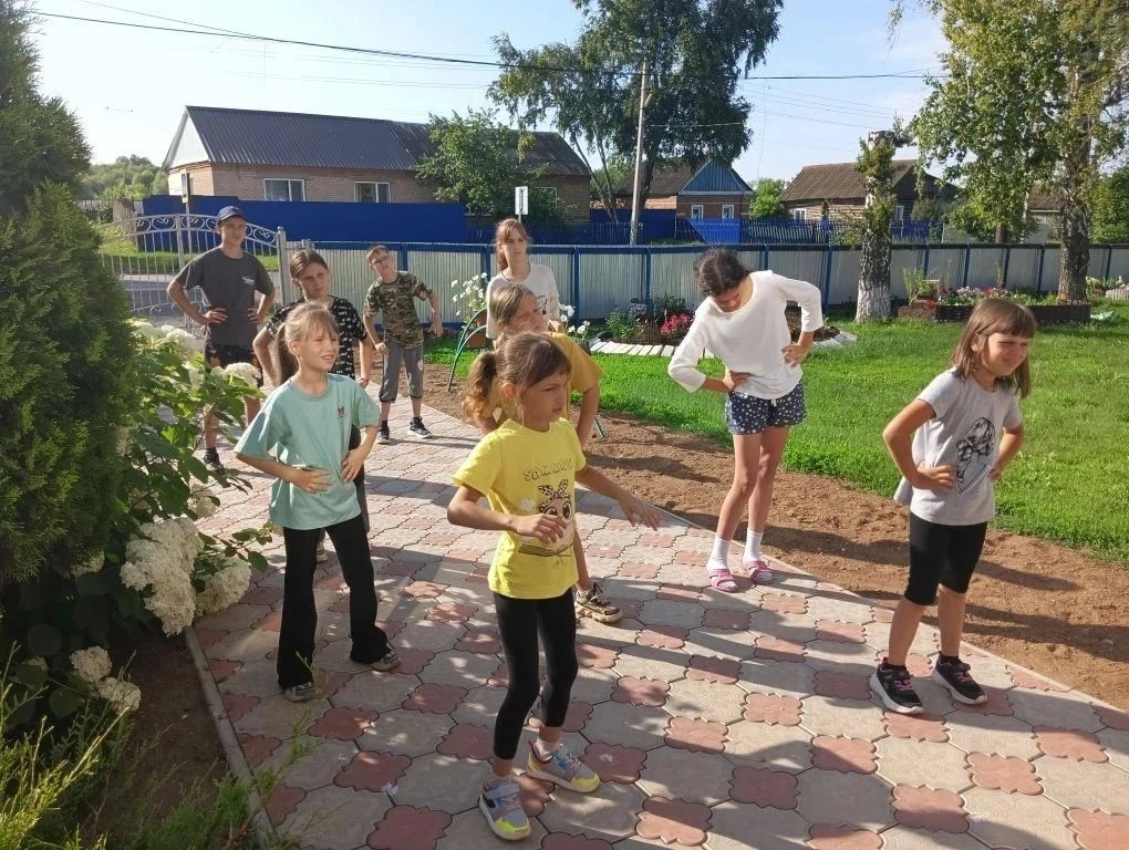 👪 День семьи, любви и верности в нашем ЛДП! 👪
Сегодня в нашем летнем  лагере прошёл замечательный 