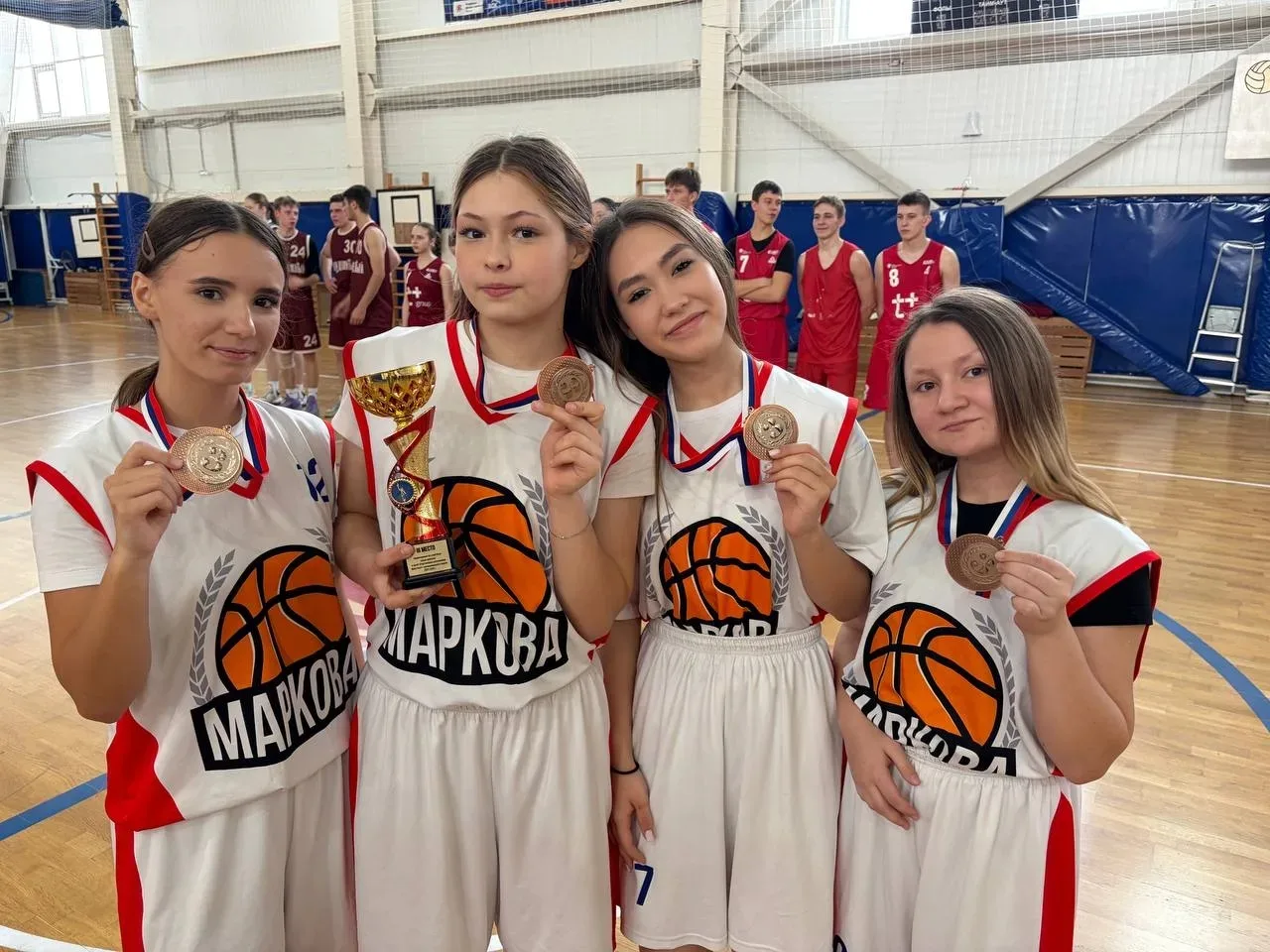 🏀 Спортивные соревнования по баскетболу в Иркутском районе! 🏀  12 февраля прошли районные соревнован