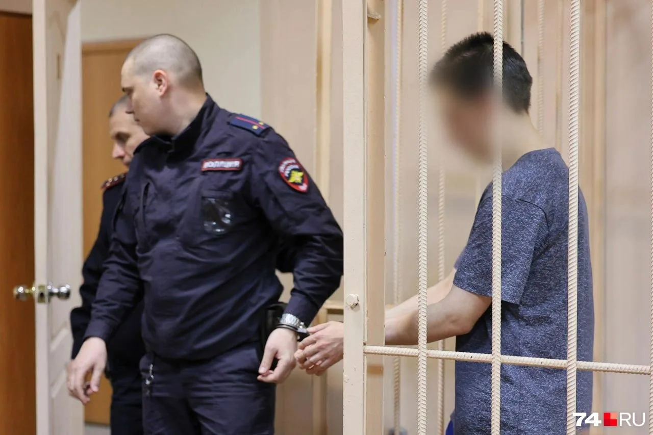 25-летнему челябинцу, напавшему с ножом на двух женщин в храме на Воровского, изменили меру пресечен