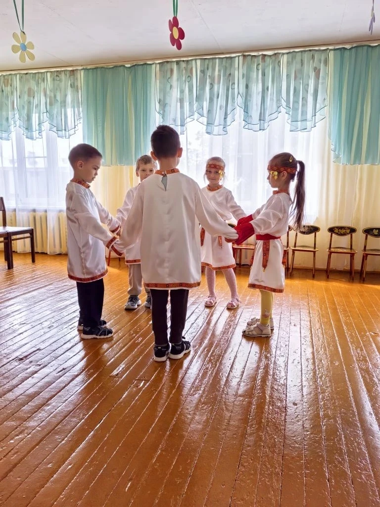 5 день недели Акатуя- "Весёлый Акатуй: играем всей семьёй!"