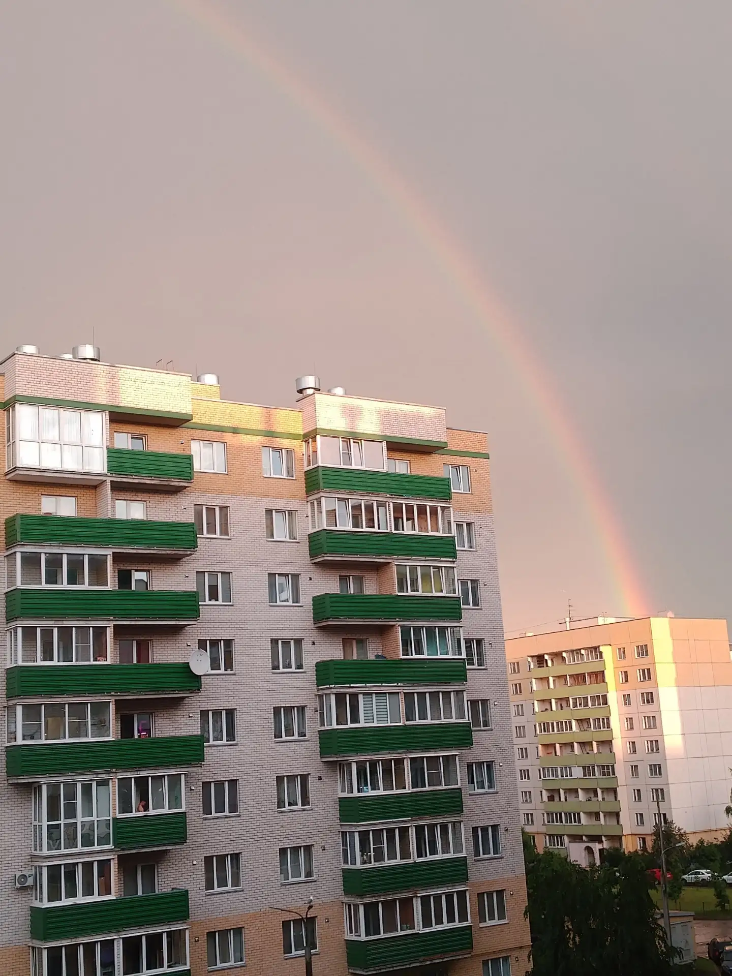 Давно не видел радугу.Красота.