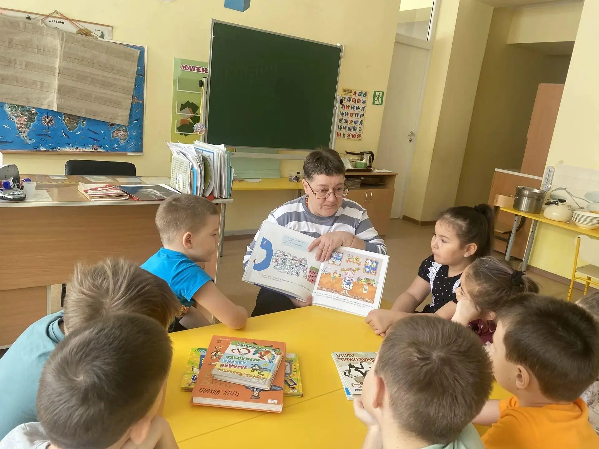 Сергей Владимирович Михалков – один из любимых детских поэтов. Наверное, нет ни одного ...