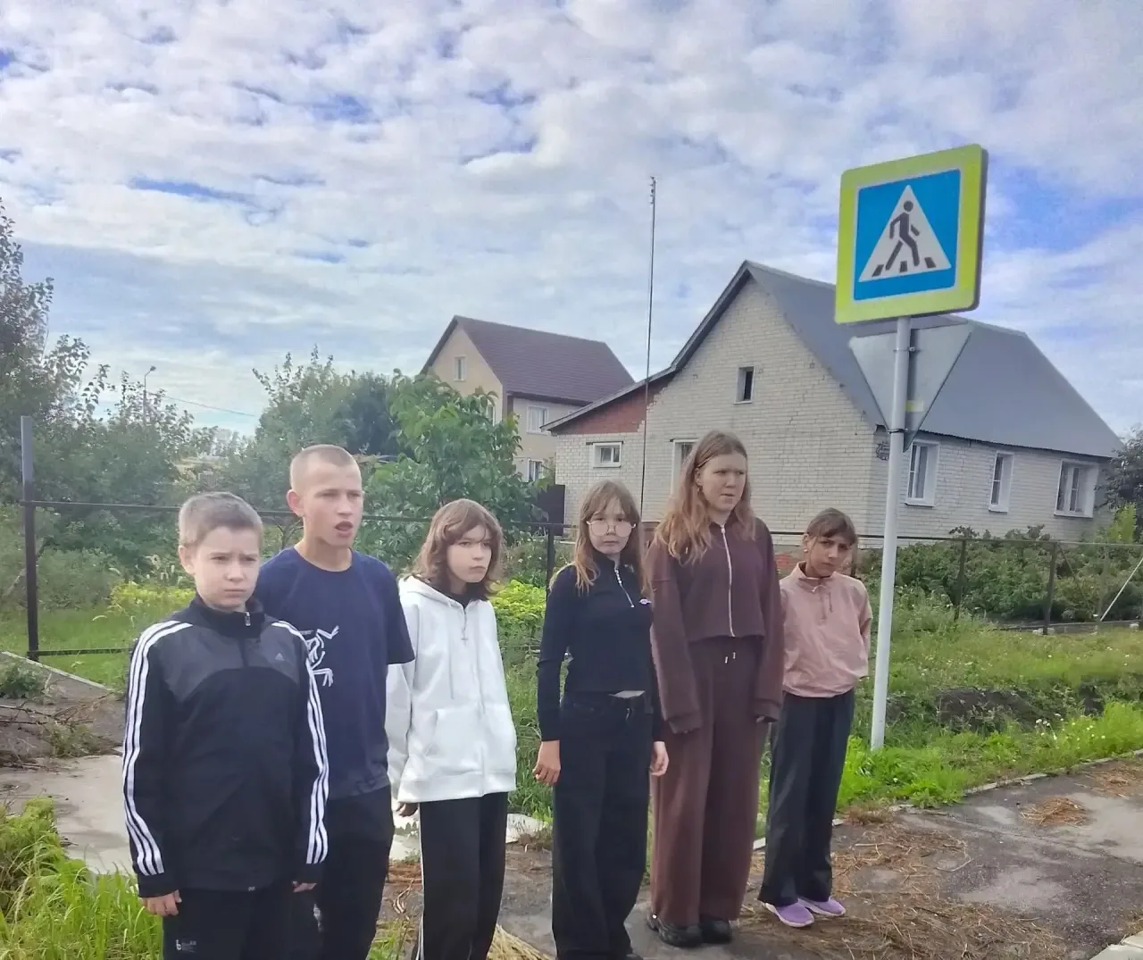 В рамках месячника по профилактике дорожного движения в 6 классе прошла целевая прогулк...