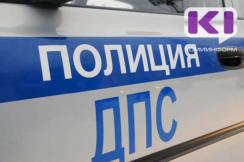 Под Воркутой опрокинулся УАЗ
