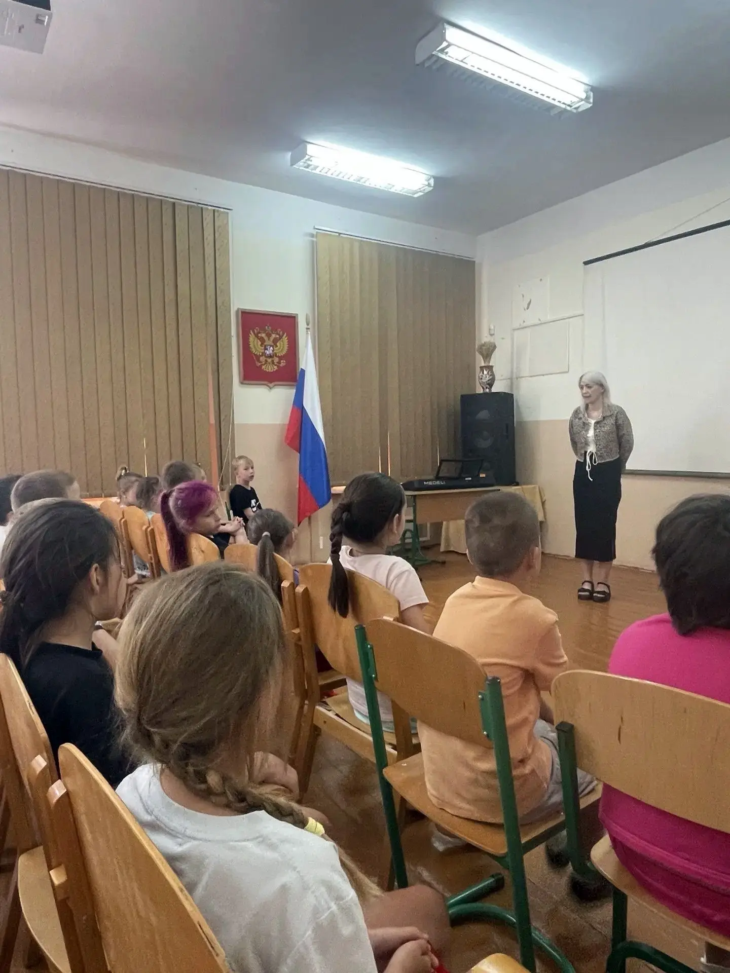 🌊 Безопасность на воде — это важно! 🌊Сегодня с ребятами из пришкольного лагеря «Чайка» прошла очен