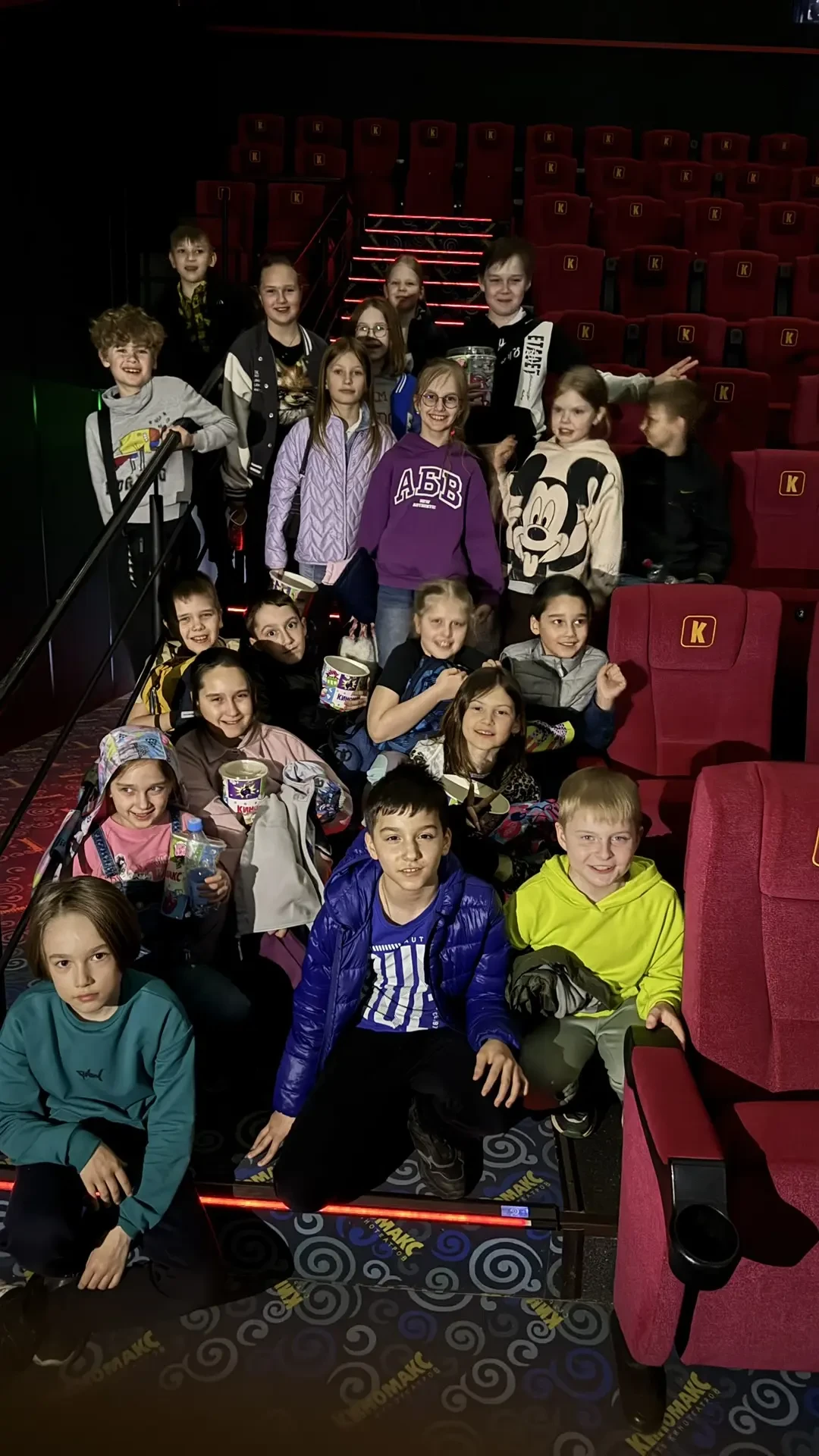 🎬 Домовёнок Кузя снова в деле! 🏺 ✨  Сегодня ребята из 3 «У» класса вместе со своим классным руководи