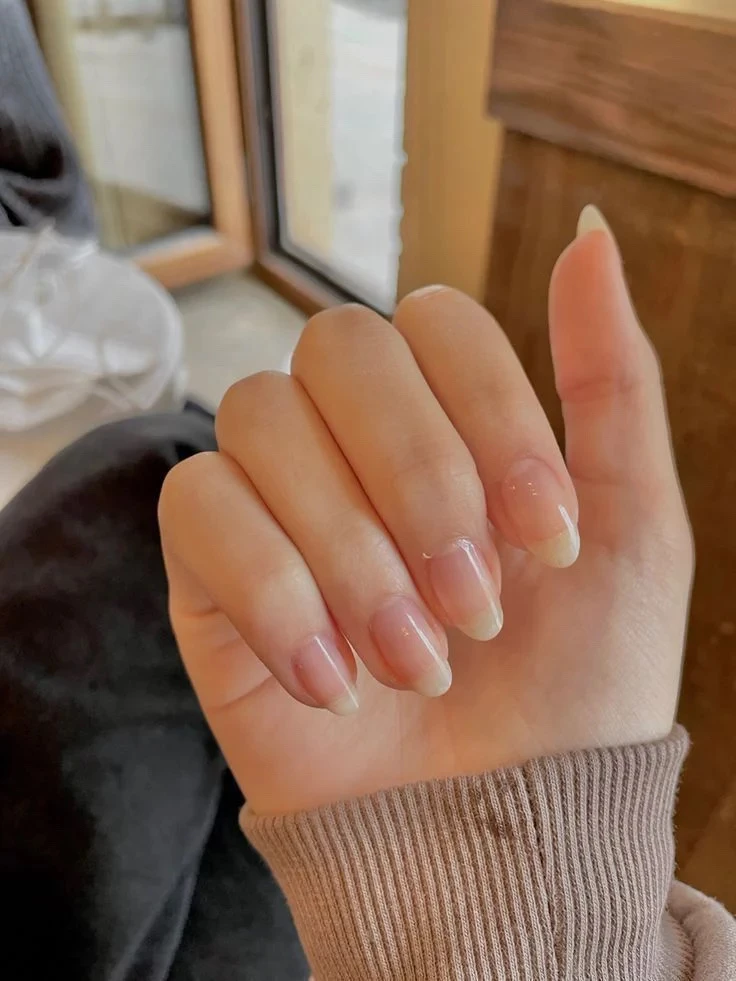 💅 Как отрастить длинные и крепкие ногти  🌟 ешьте продукты, содержащие витамины А,В,С,E 🌟 используйте